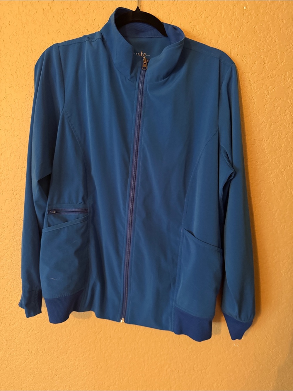 Elevate by IRG women’s scrub jacket royal blue medium - Picture 2 of 3